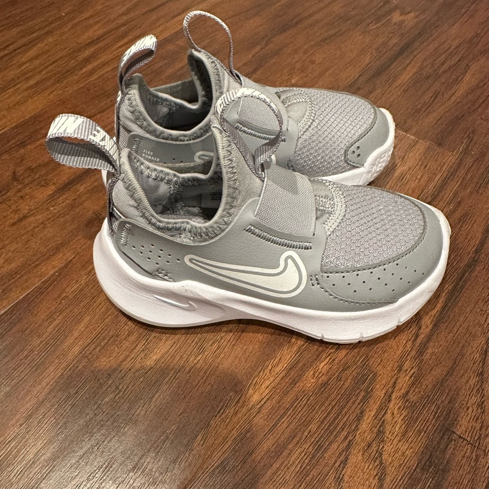 Nike Kids Gray Athletic Shoes